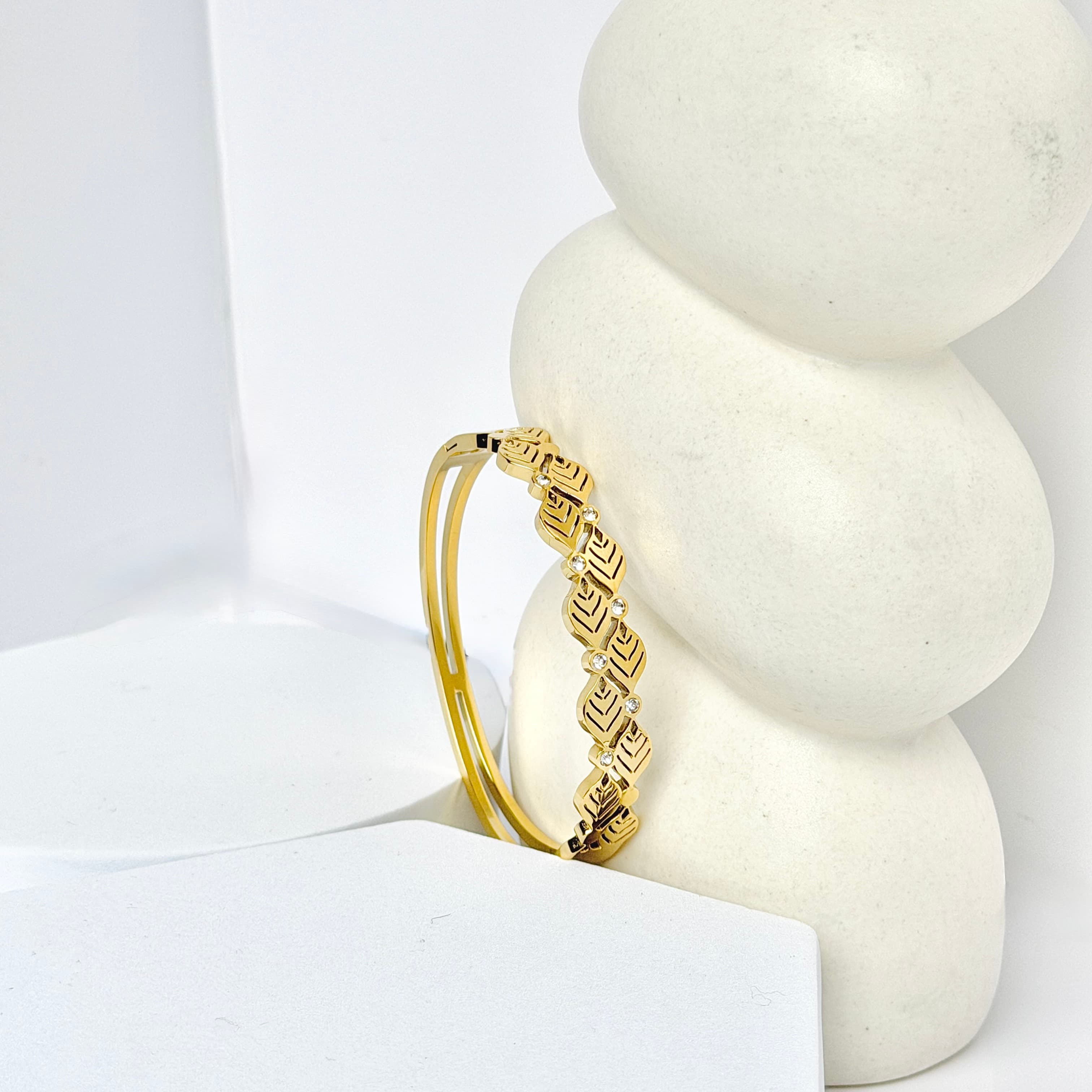 Verdant Grace Bangle thumbnail 4