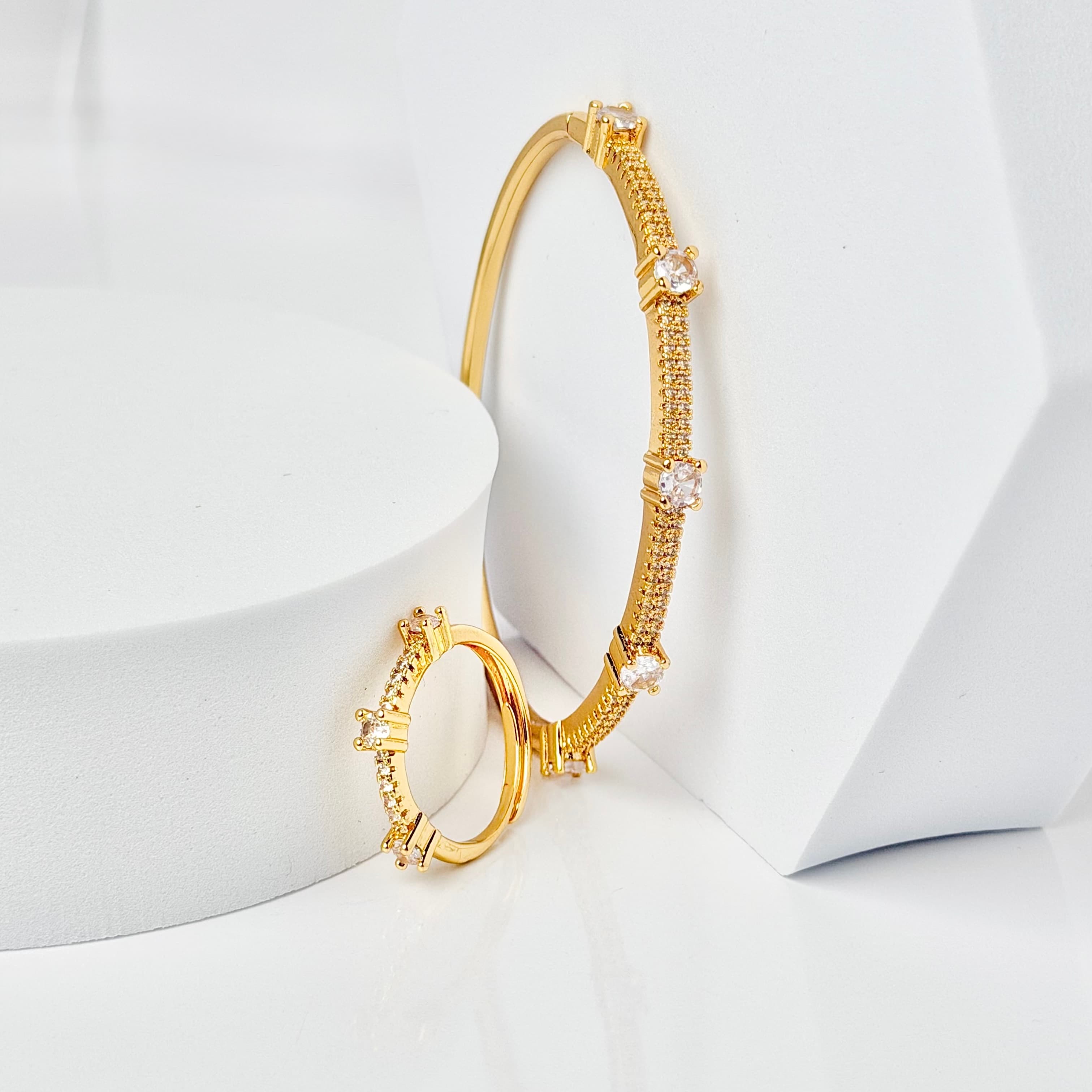 Nova bangle thumbnail 2
