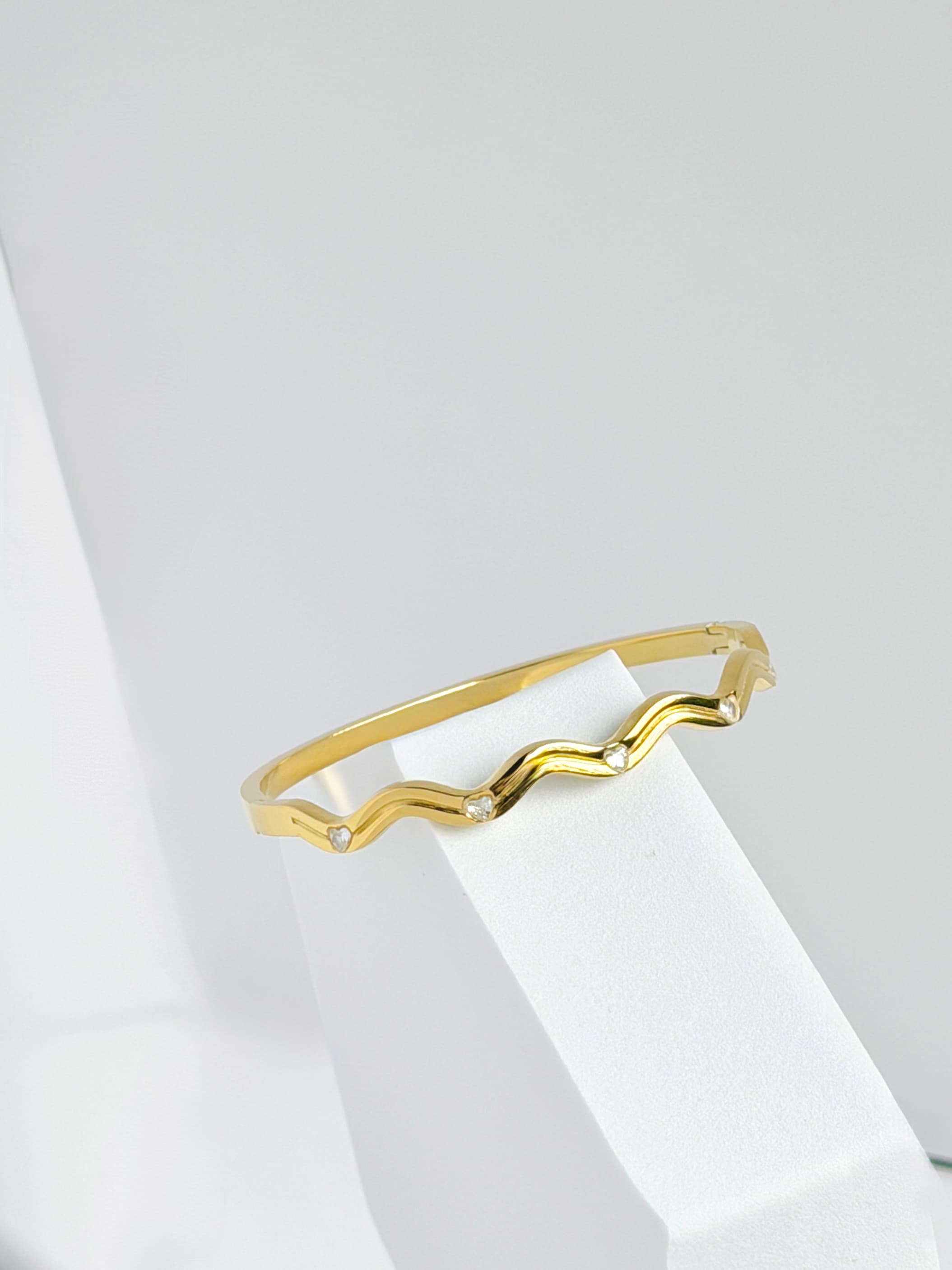 Velora bangle  thumbnail 3