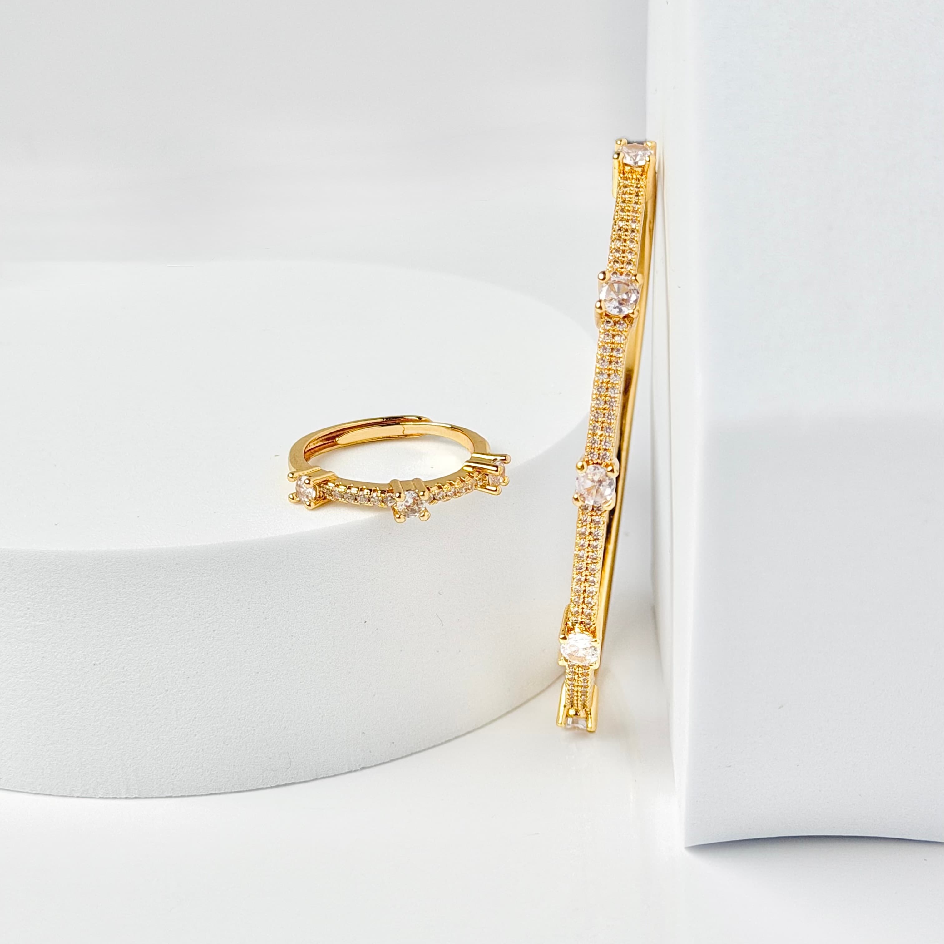Nova bangle thumbnail 1