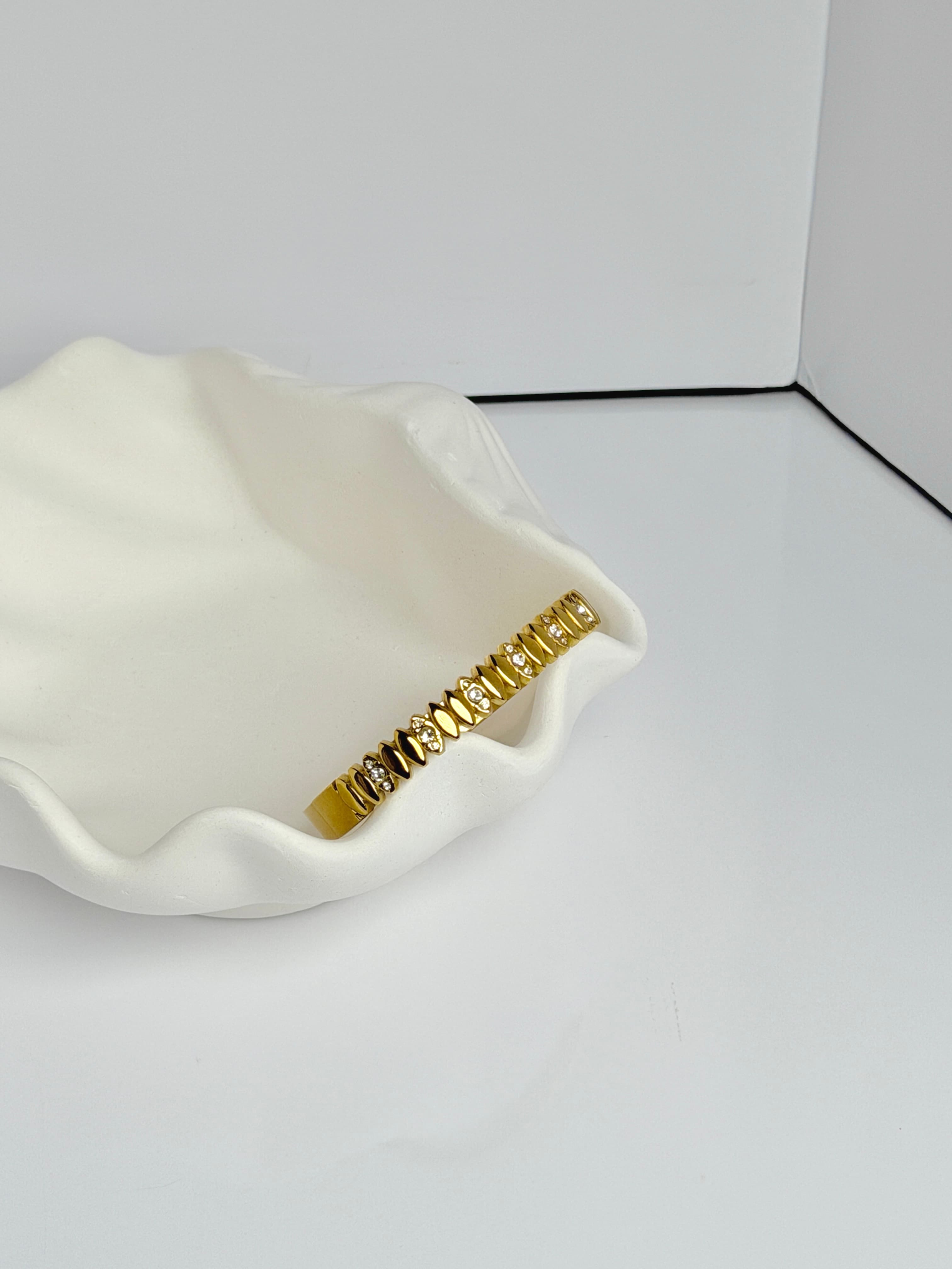 Aurelia Bangle thumbnail 5