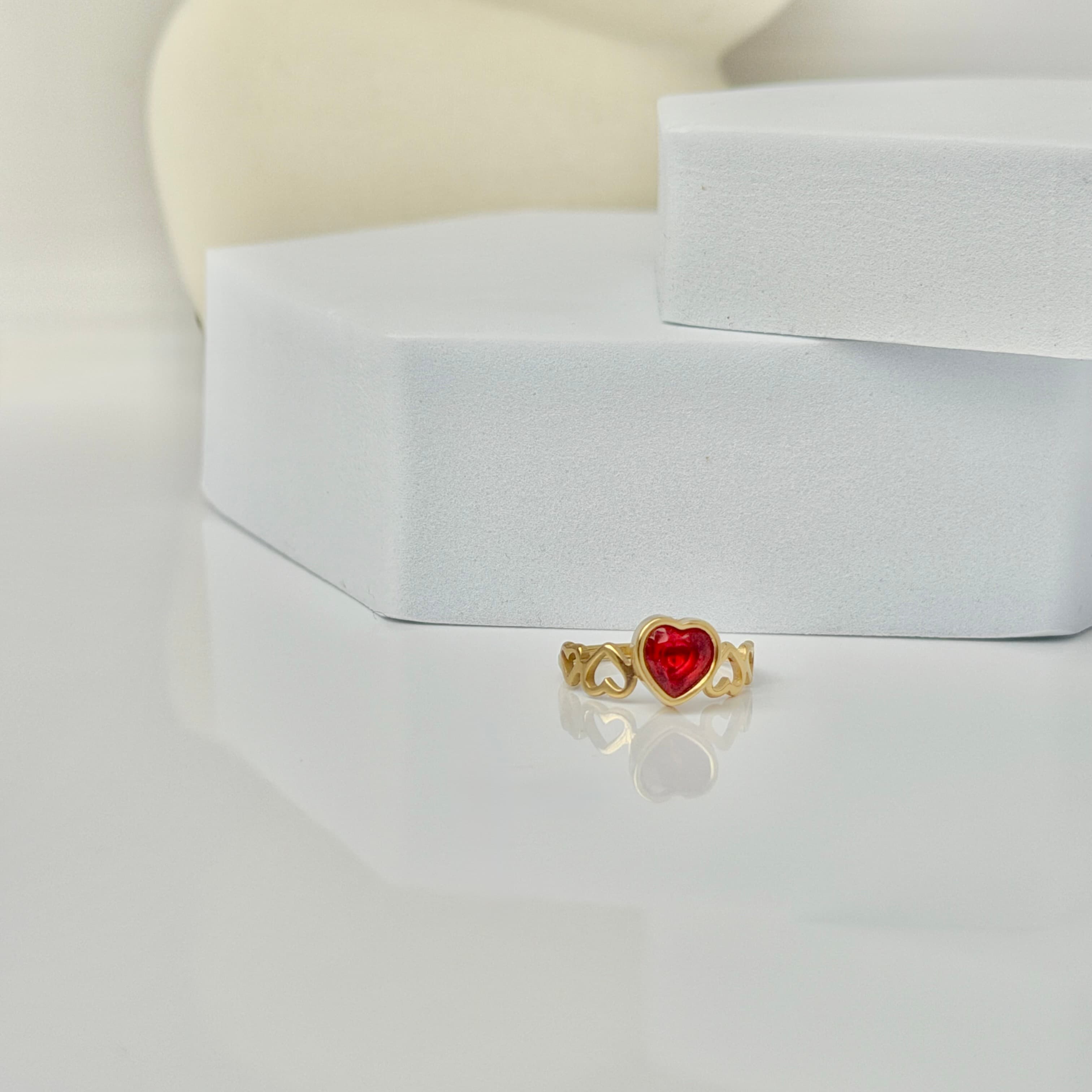 Crimson heart ring image 3