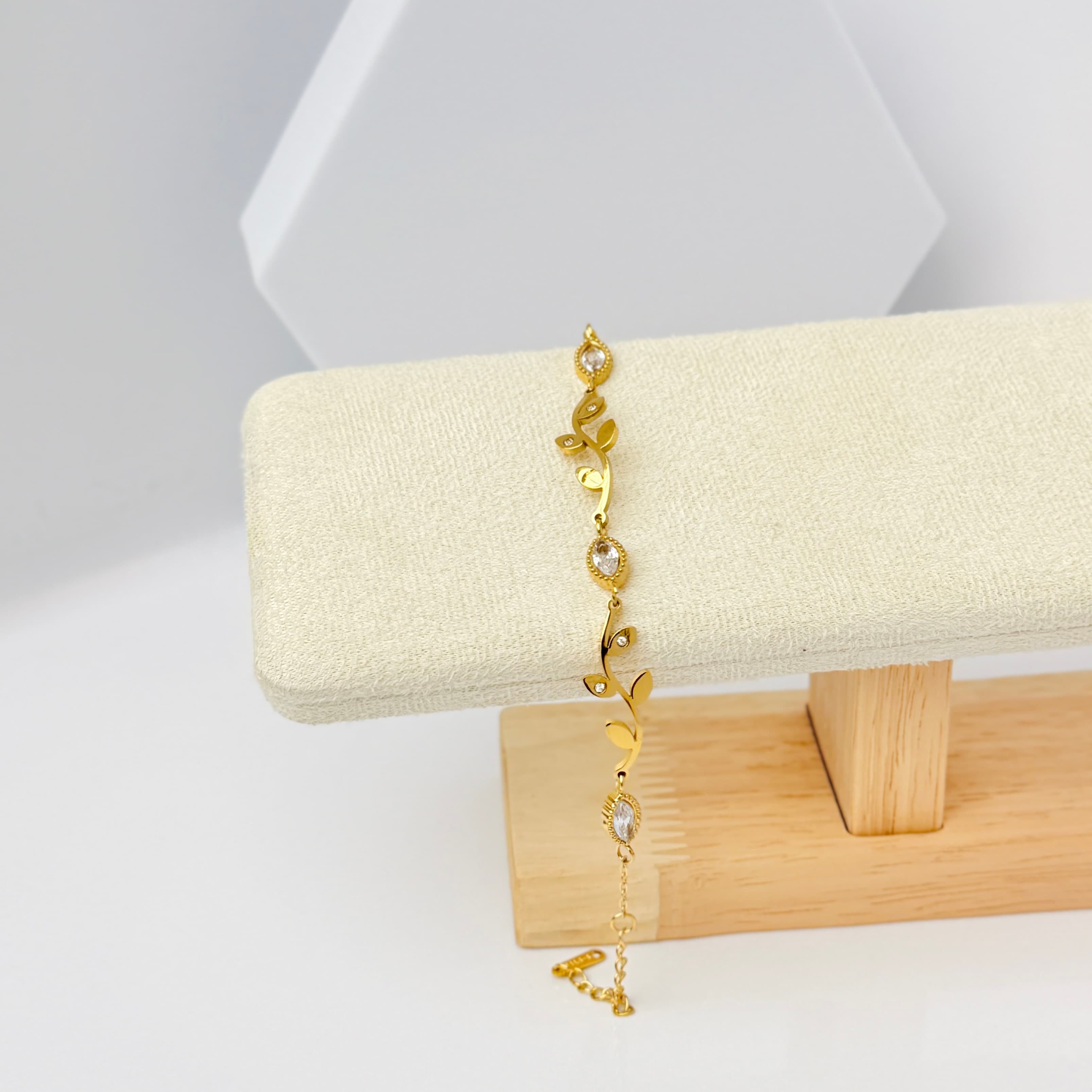 Golden Ivy Bracelet image 1