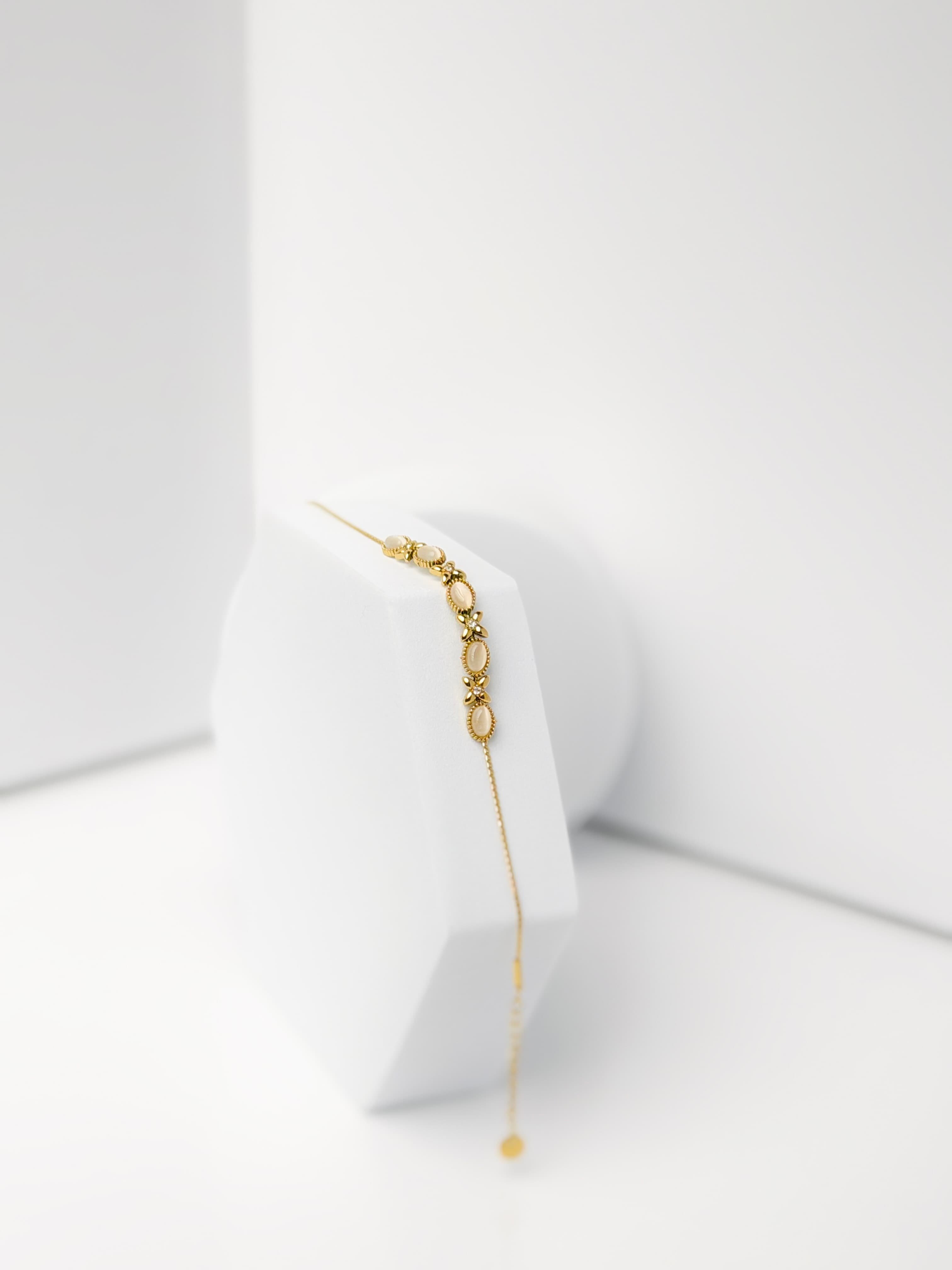 Ivory Bloom Bracelet image 1