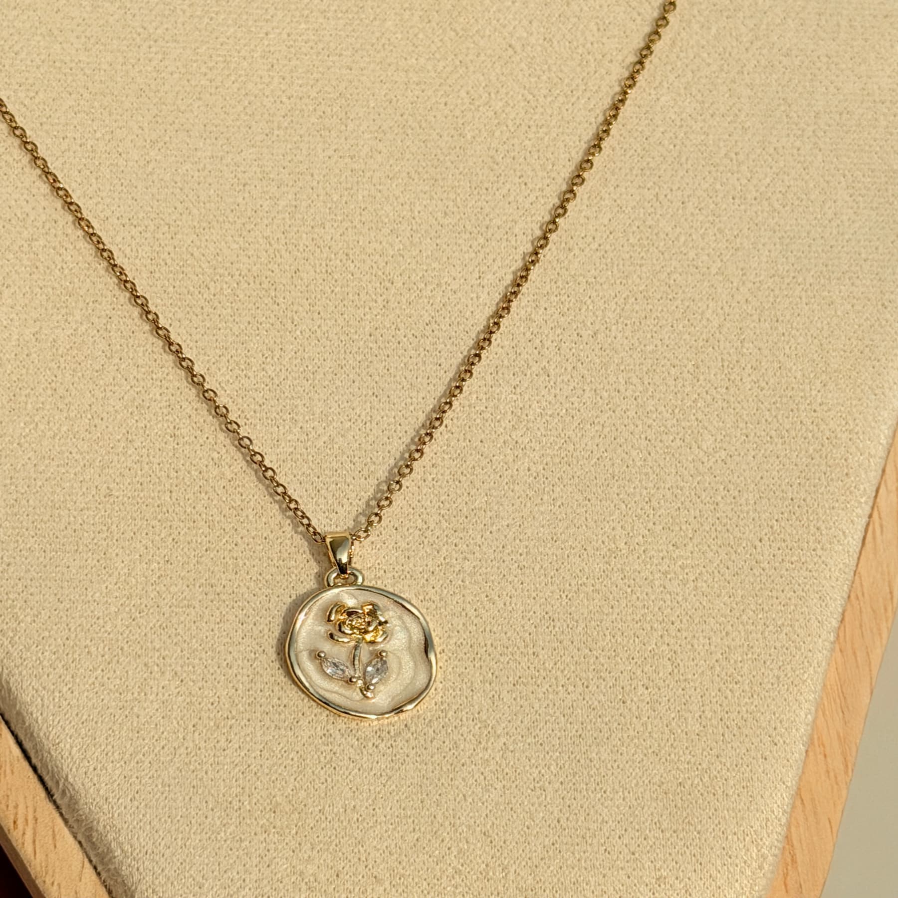 Elowen Bloom Necklace image 2