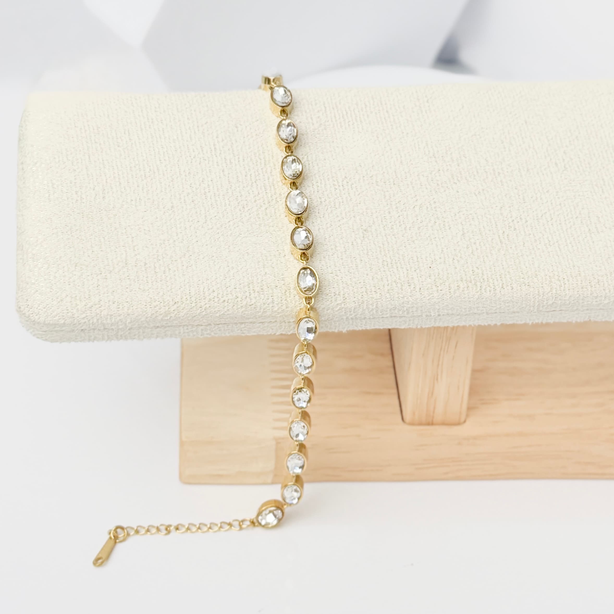 Auric Oval Bracelet image 1