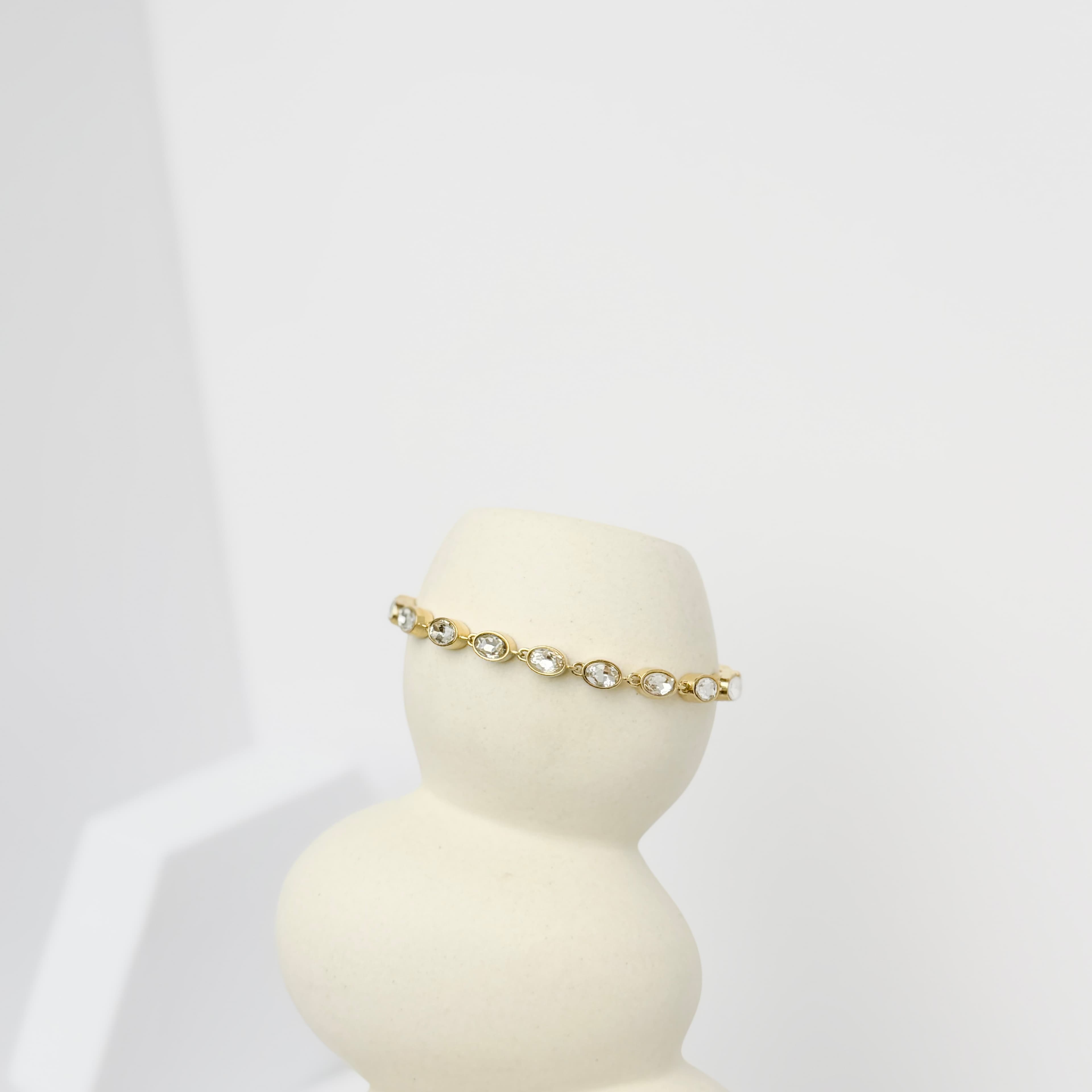 Auric Oval Bracelet image 2