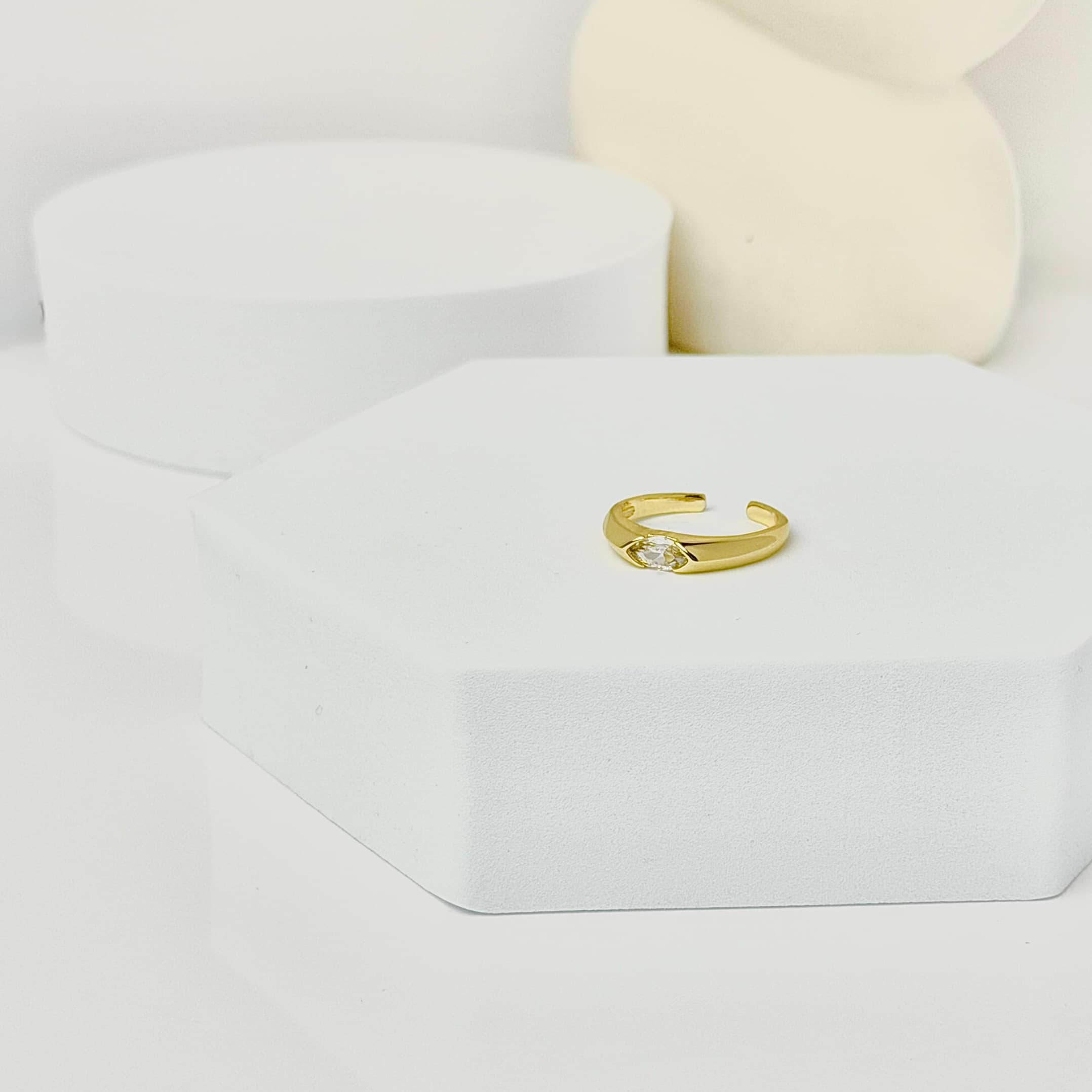 Diamelle Spark Ring image 4